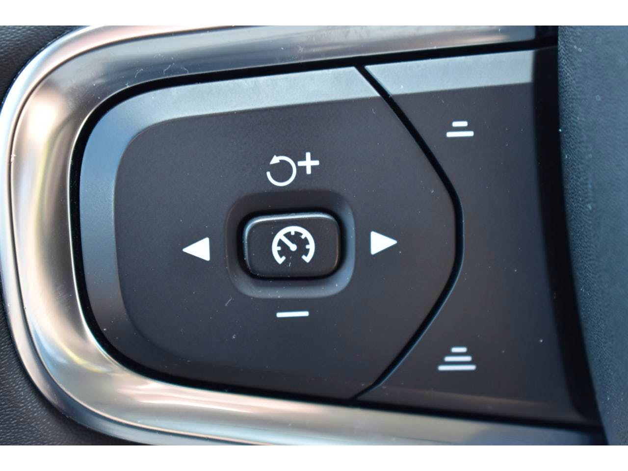 Volvo XC40  T4 Recharge 129+82 ch DCT7 Start occasion - Photo 22