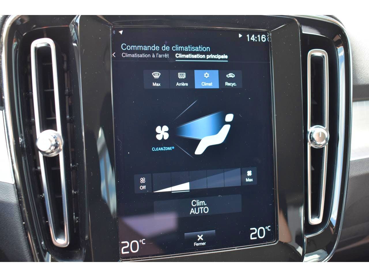 Volvo XC40  T4 Recharge 129+82 ch DCT7 Start occasion - Photo 29