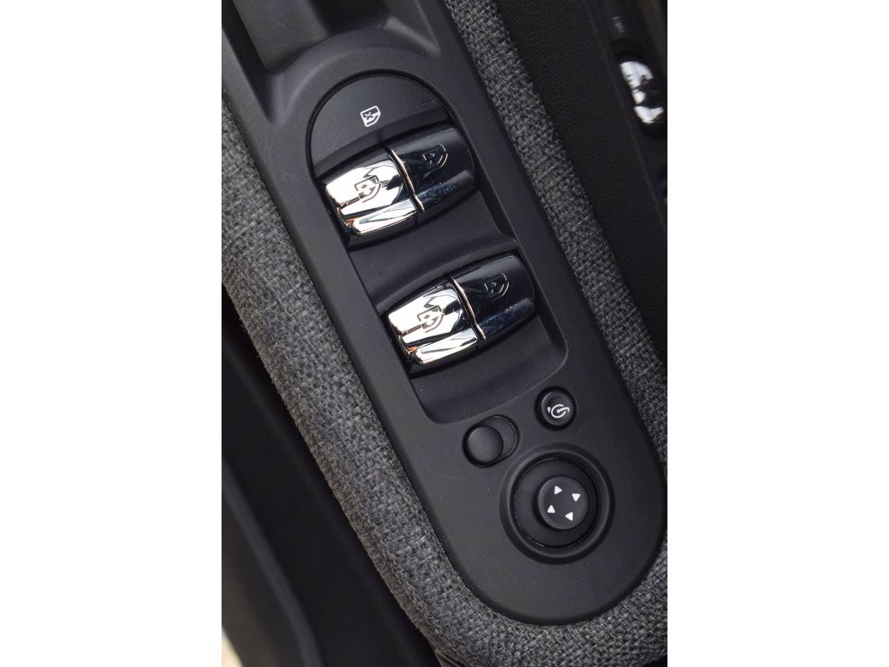 Mini Countryman  125-95 ch ALL4 BVA6 Cooper SE BUSINESS DESIGN occasion - Photo 10