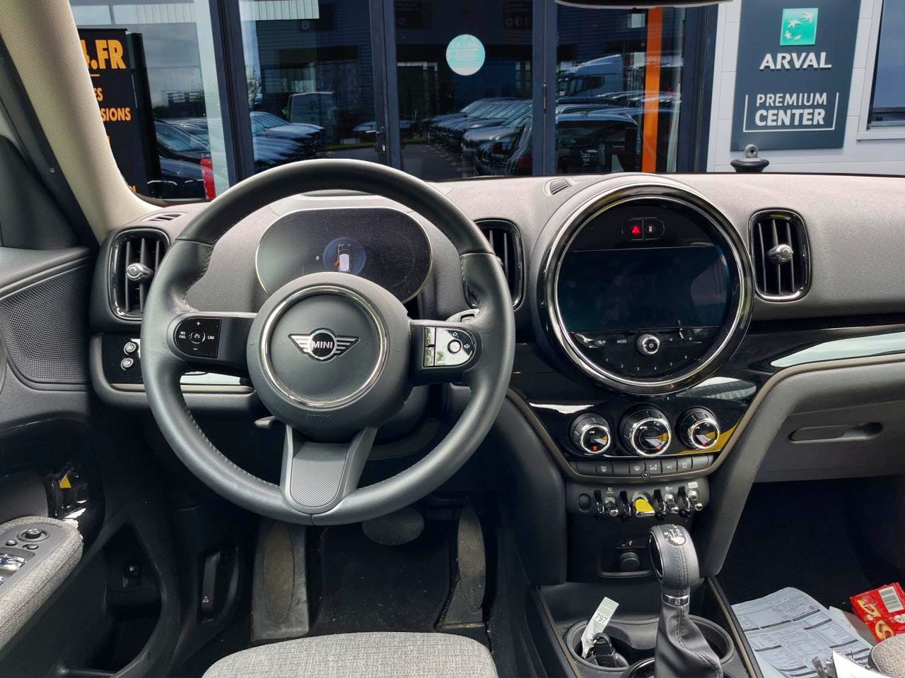 Mini Countryman  125-95 ch ALL4 BVA6 Cooper SE BUSINESS DESIGN occasion - Photo 3