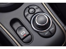 Mini Countryman  125-95 ch ALL4 BVA6 Cooper SE BUSINESS DESIGN occasion - Photo 30