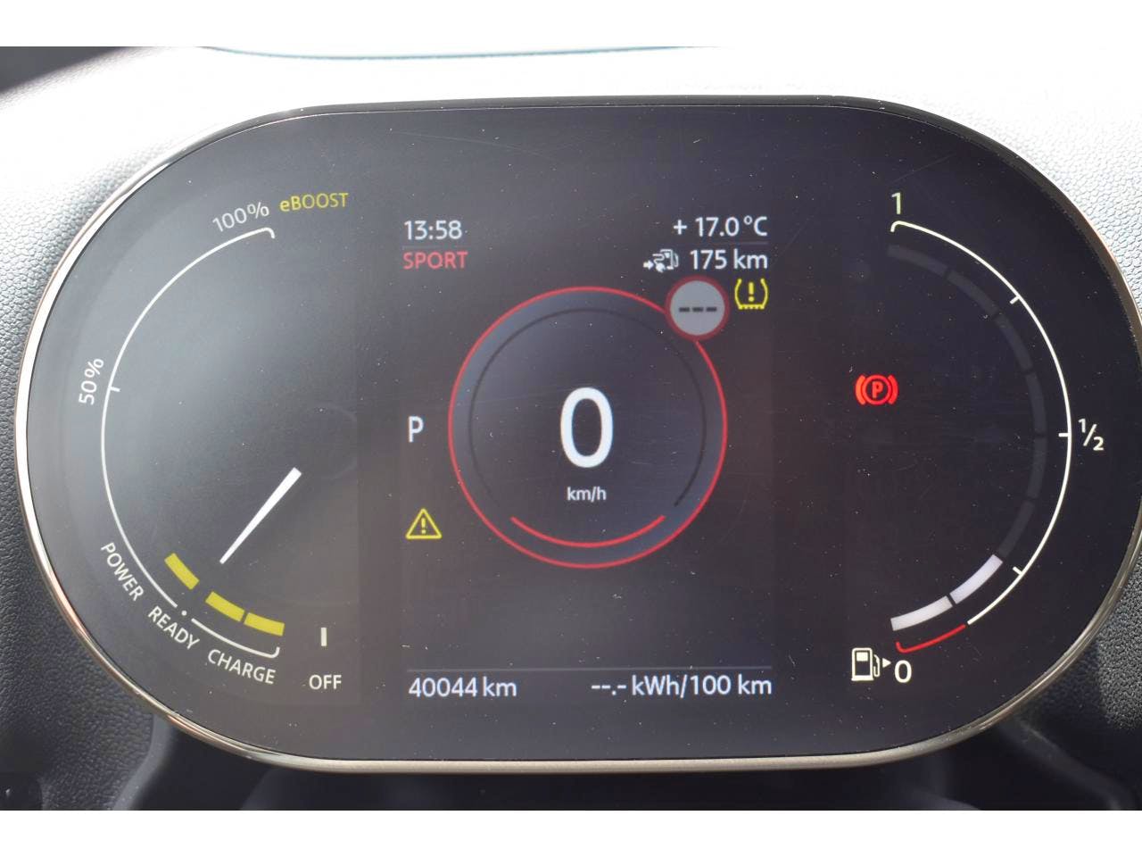 Mini Countryman  125-95 ch ALL4 BVA6 Cooper SE BUSINESS DESIGN occasion - Photo 8