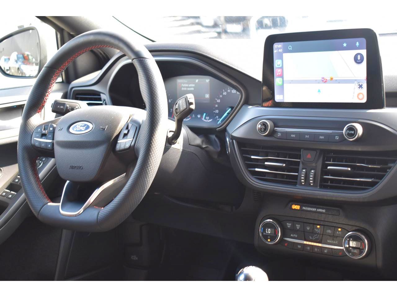 Ford Focus  1.0 Flexifuel 125 S&S mHEV ST-Line occasion - Photo 6