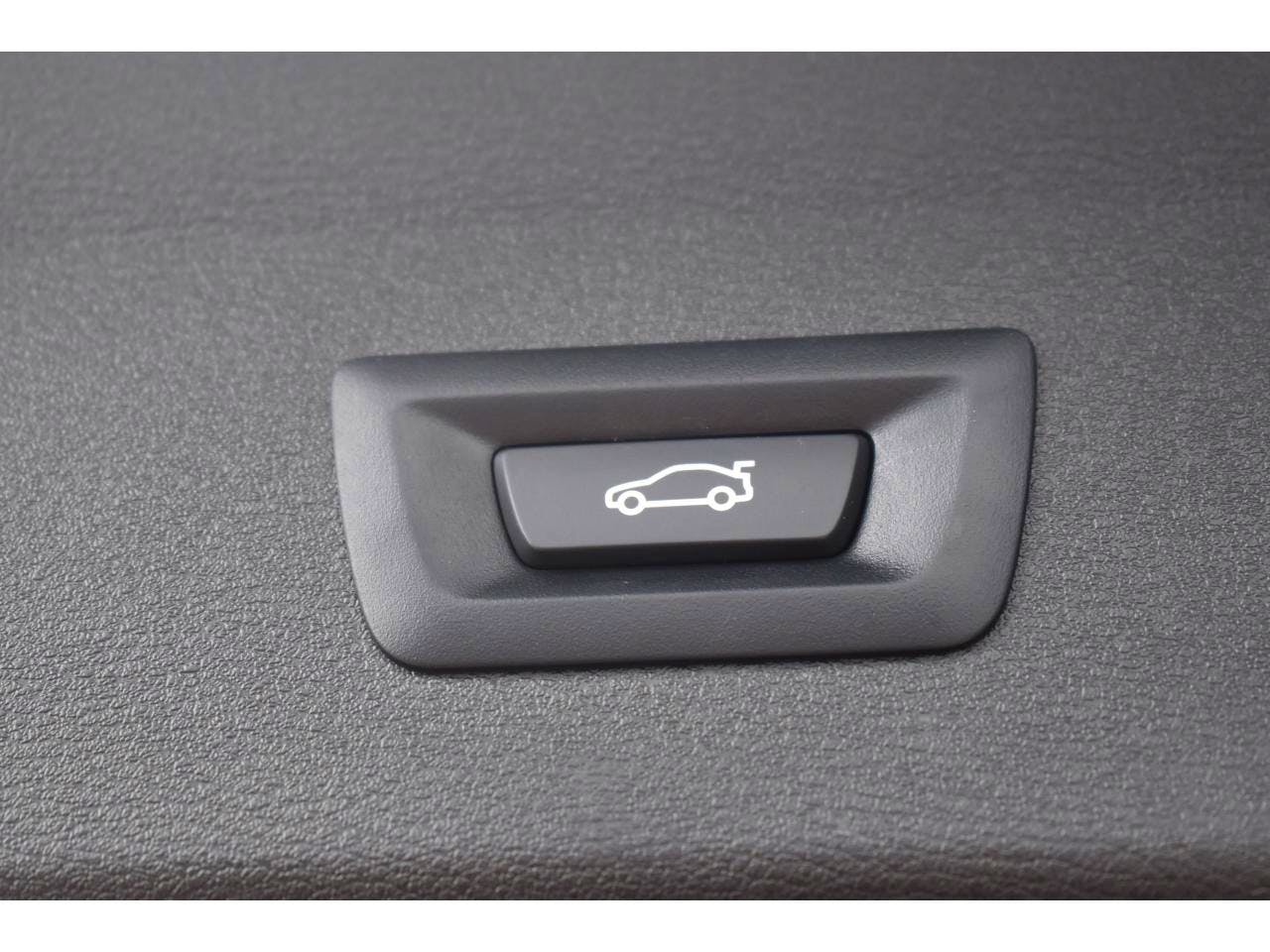BMW X1  xDrive 25e 220 ch BVA6 F48 LCI LOUNGE occasion - Photo 10