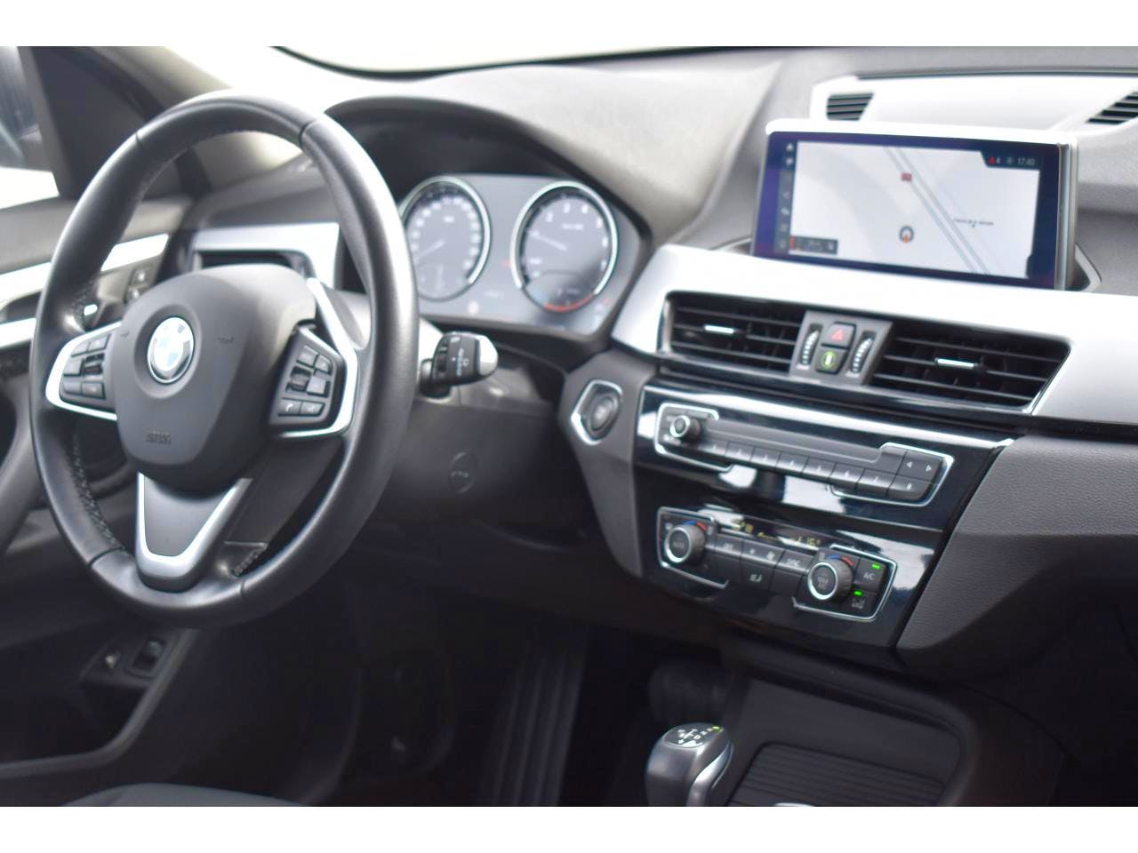BMW X1  xDrive 25e 220 ch BVA6 F48 LCI LOUNGE occasion - Photo 6
