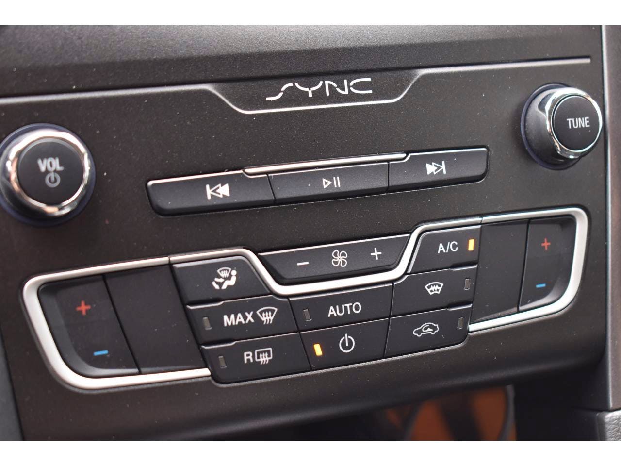 Ford Mondeo  2.0 Hybrid 187 BVA6 Titanium occasion - Photo 13
