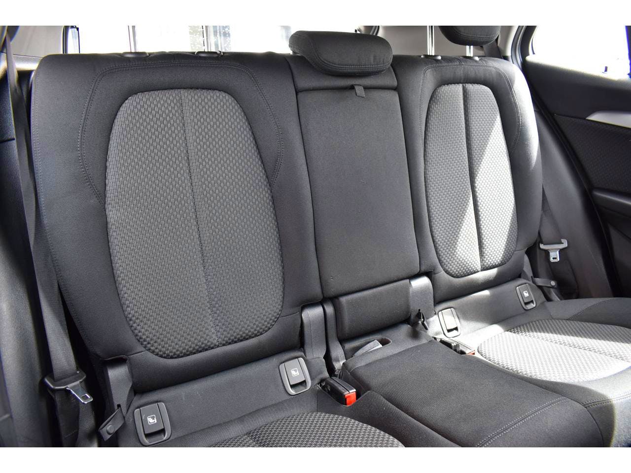 BMW X2  sDrive 18i 136 ch DKG7 F39 LOUNGE occasion - Photo 5
