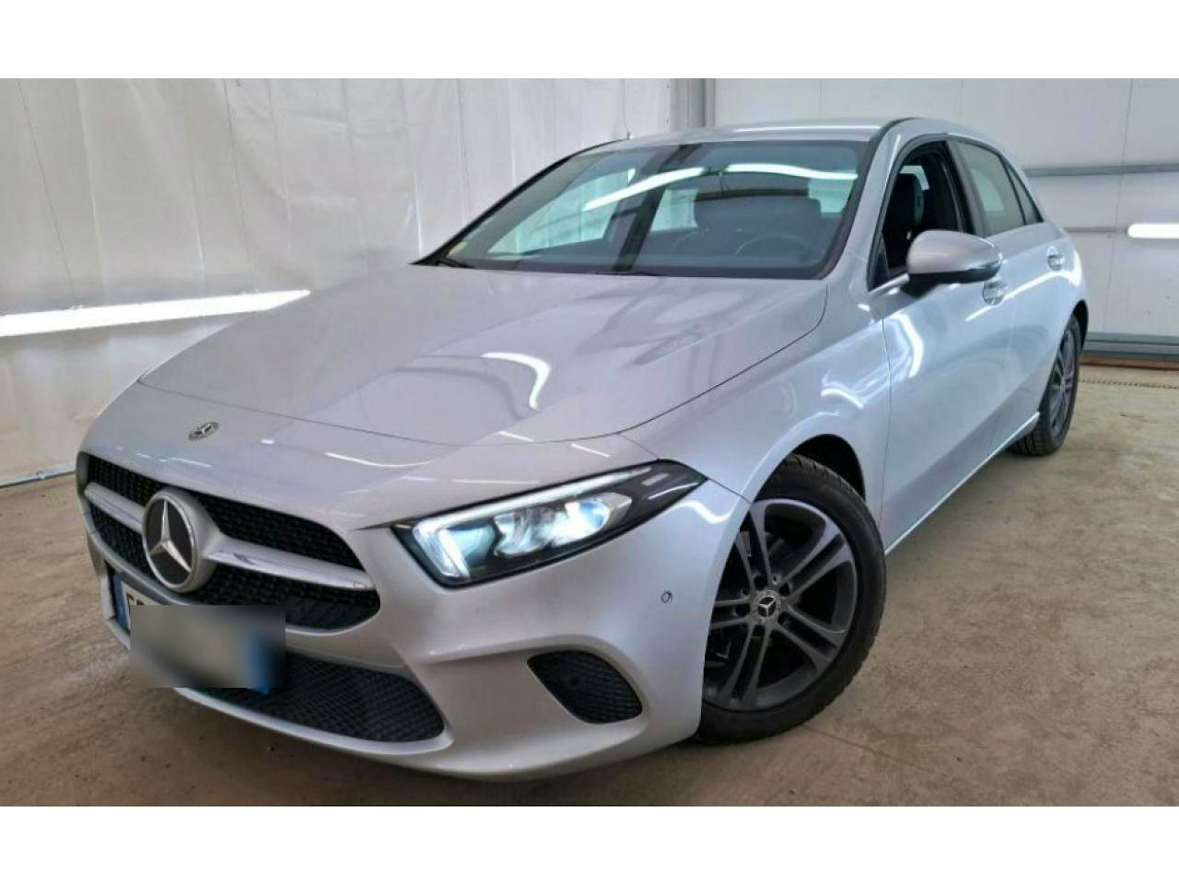 Mercedes Benz Classe A A 180 d - BV 7G-DCT  BERLINE 5P - BM 177 Business Line PHASE 1 occasion