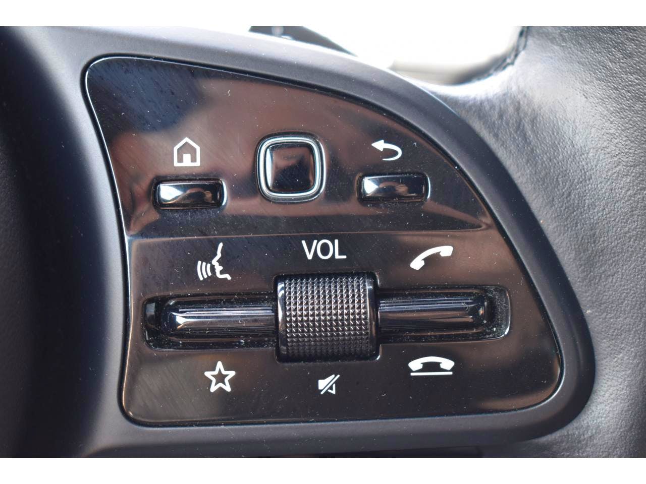 Mercedes Benz Classe A  180 d 7G-DCT Business Line occasion - Photo 23