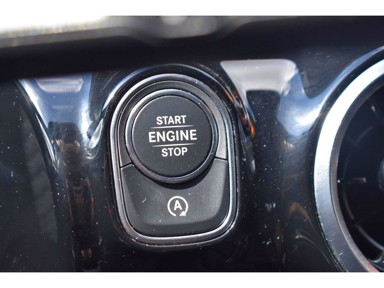 Mercedes Benz Classe A  180 d 7G-DCT Business Line occasion - Photo 28