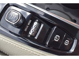 Volvo XC90  T8 Twin Engine 303+87 ch Geartronic 8 7pl Momentum occasion - Photo 33
