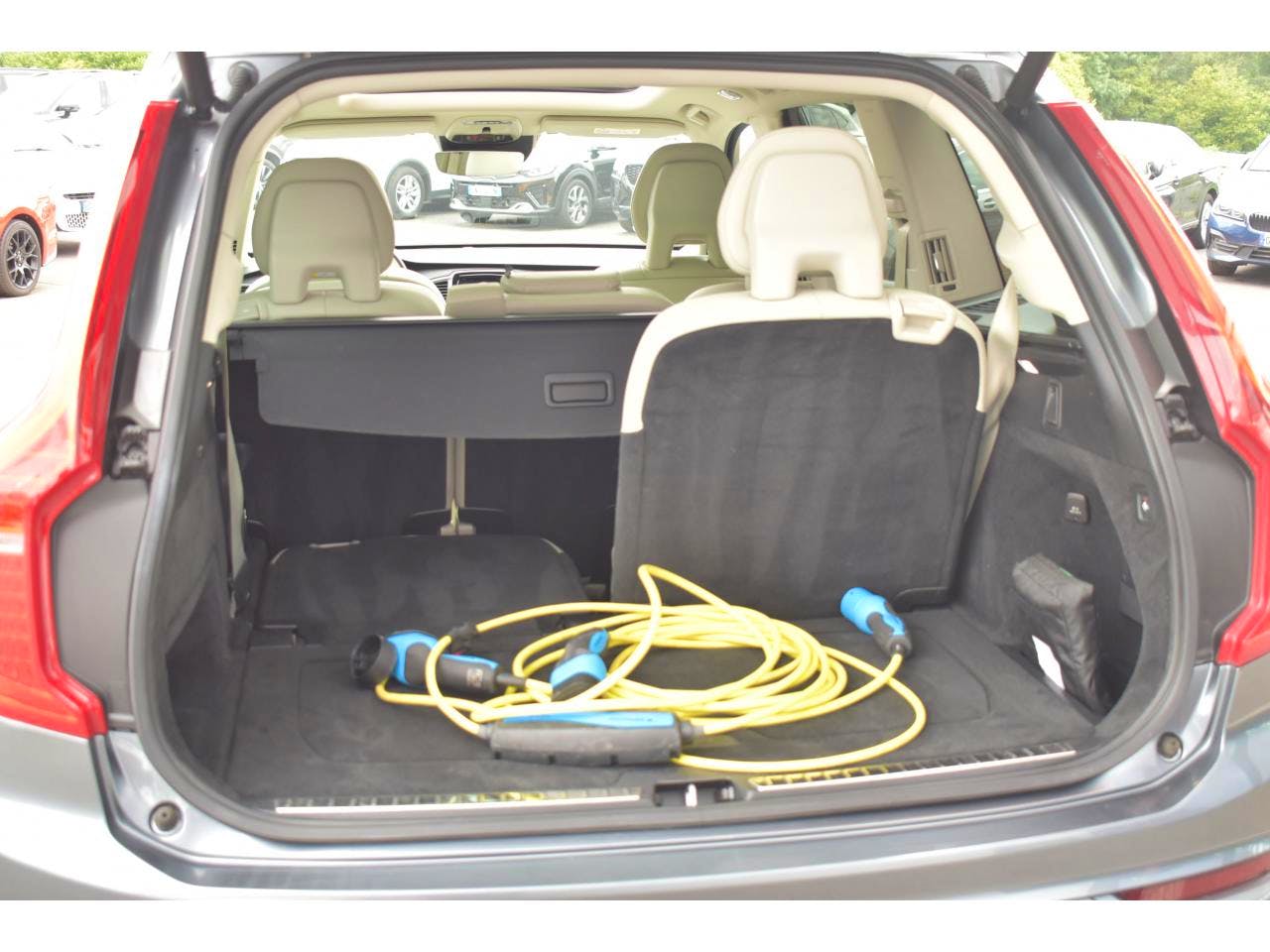 Volvo XC90  T8 Twin Engine 303+87 ch Geartronic 8 7pl Momentum occasion - Photo 9