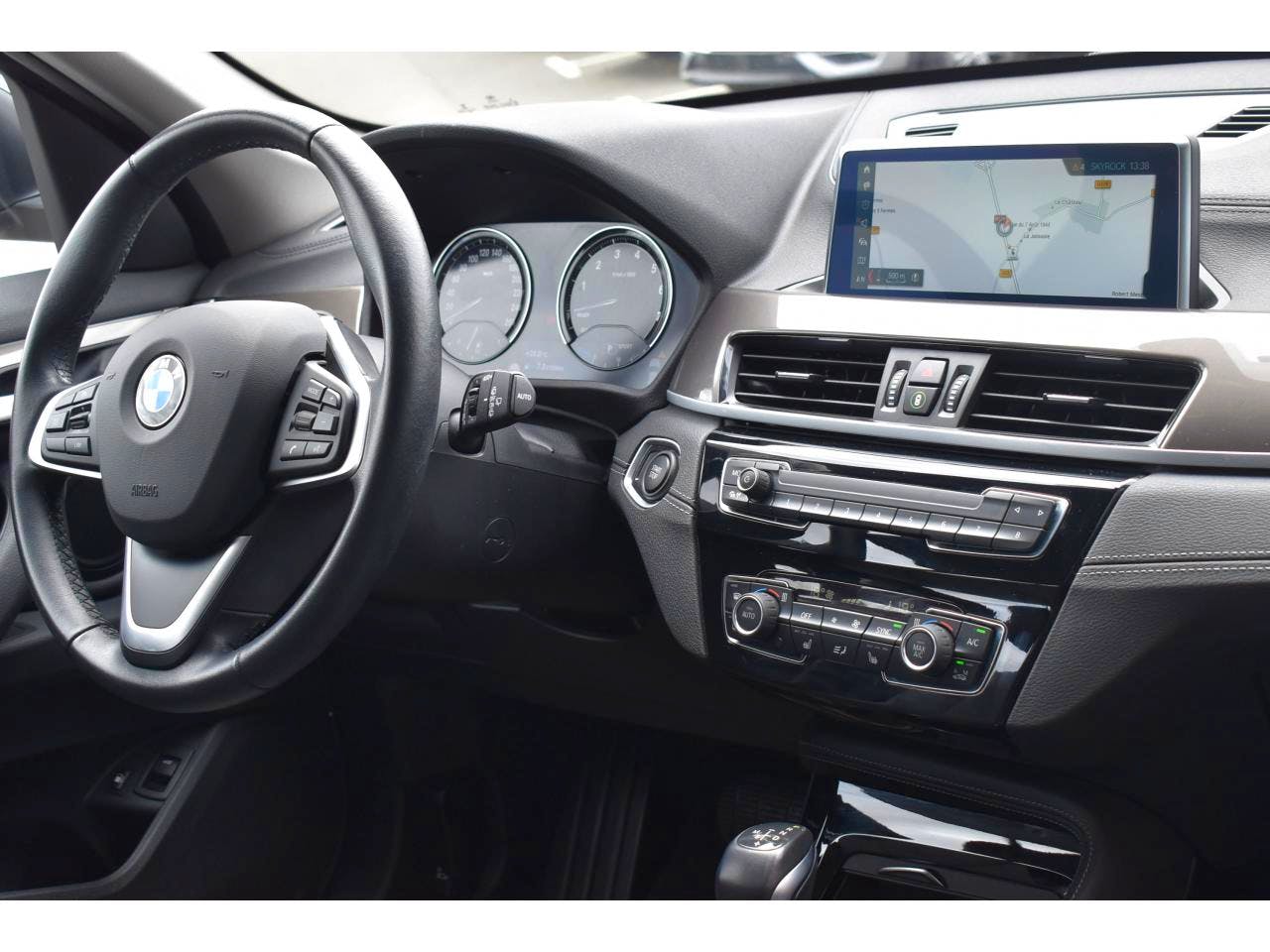 BMW X1  xDrive 25e 220 ch BVA6 F48 LCI xLine occasion - Photo 6