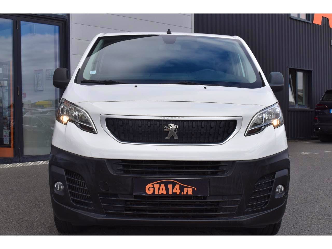 Peugeot Expert  FOURGON Standard 1.6 BlueHDi 115 S&S Premium occasion - Photo 19