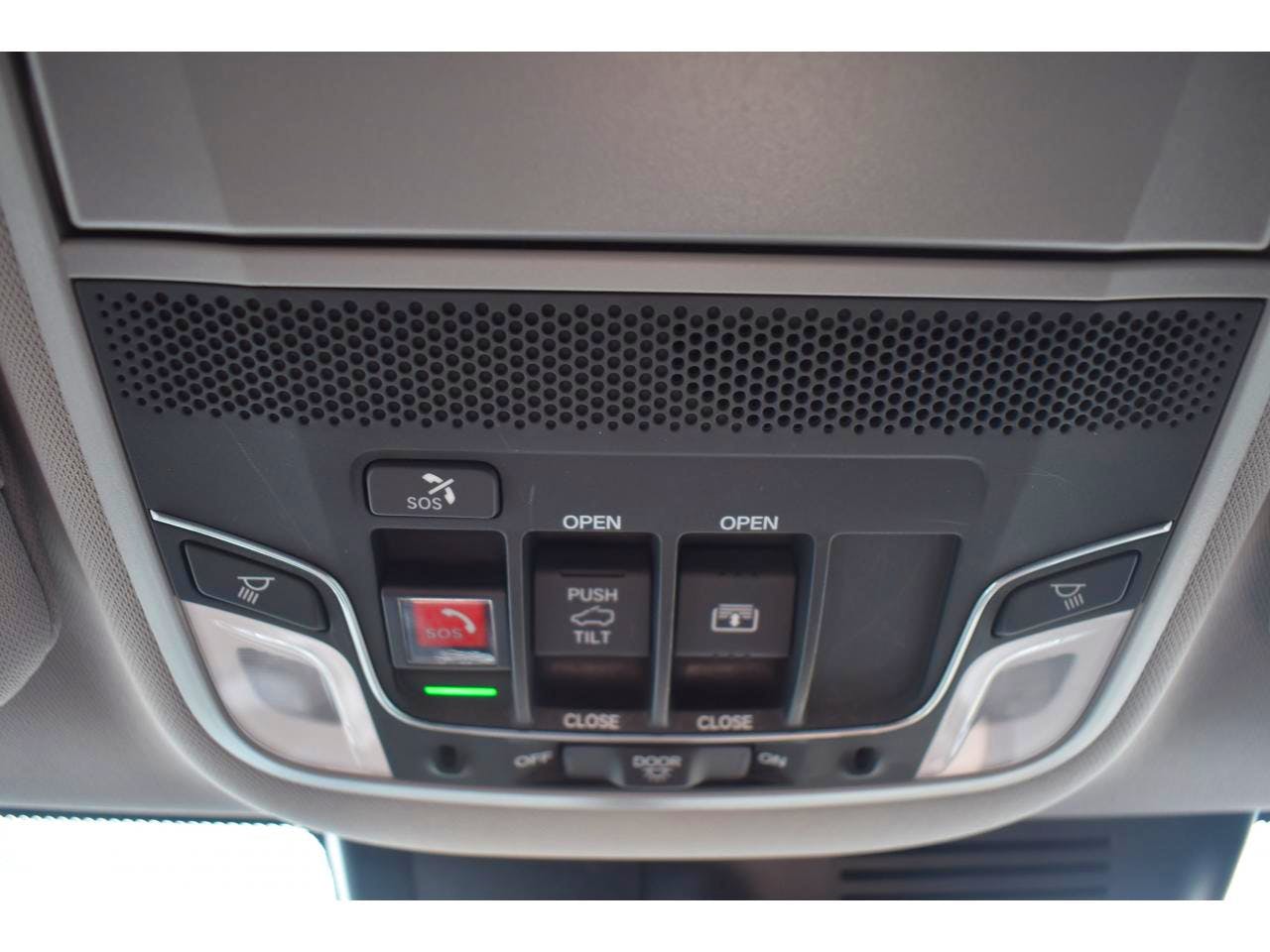 Honda CR-V  2.0 i-MMD 2WD CVT  2018 Executive occasion - Photo 34