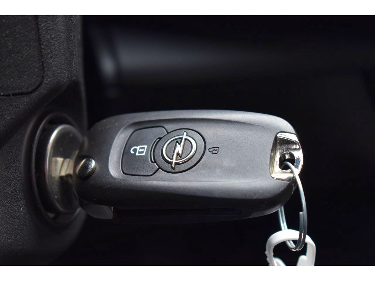 Opel Insignia Sports Tourer  1.5 Diesel 122 ch BVA8 Elegance Business occasion - Photo 26