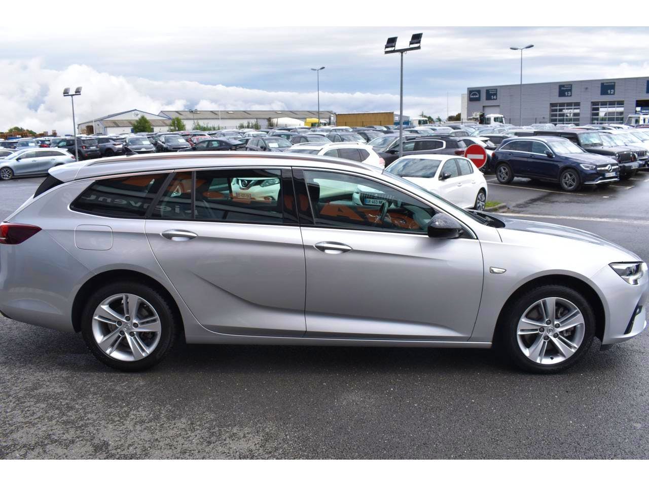 Opel Insignia Sports Tourer  1.5 Diesel 122 ch BVA8 Elegance Business occasion - Photo 4