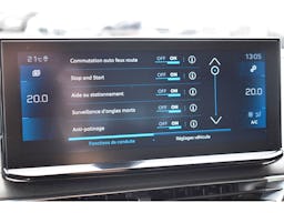 Peugeot 3008  BlueHDi 130ch S&S BVM6 Allure occasion - Photo 28