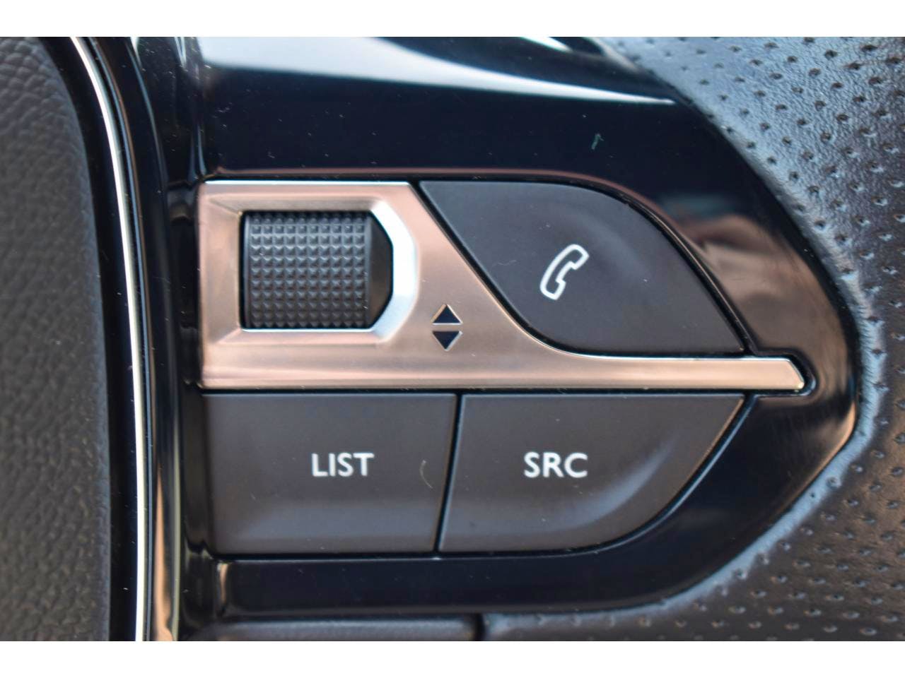 Peugeot 3008  Hybrid 225 e-EAT8 GT Pack occasion - Photo 23