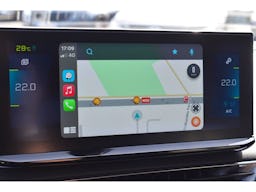 Peugeot 3008  Hybrid 225 e-EAT8 GT Pack occasion - Photo 29