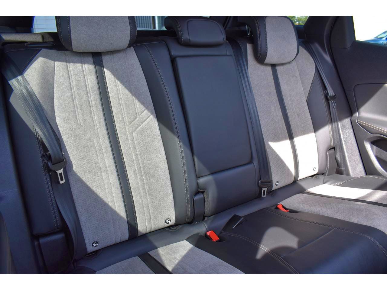 Peugeot 3008  Hybrid 225 e-EAT8 GT Pack occasion - Photo 5