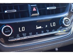 Toyota Corolla  Hybride 180h CVT Dynamic Business occasion - Photo 13