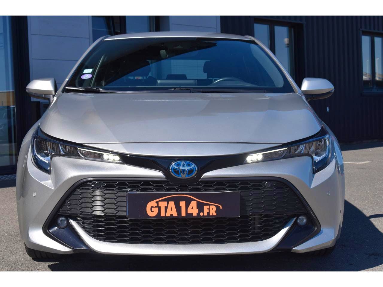 Toyota Corolla  Hybride 180h CVT Dynamic Business occasion - Photo 17