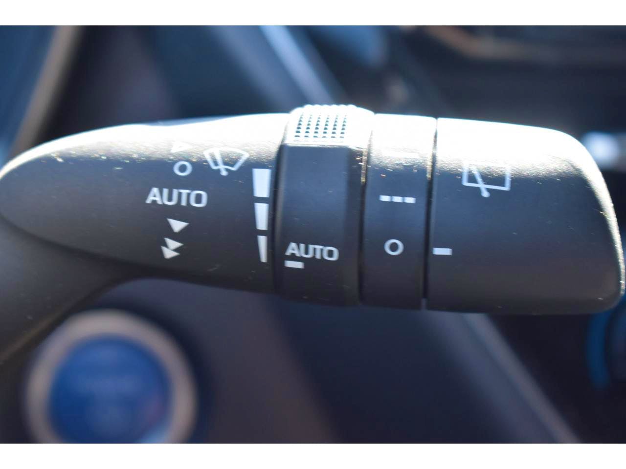 Toyota Corolla  Hybride 180h CVT Dynamic Business occasion - Photo 26