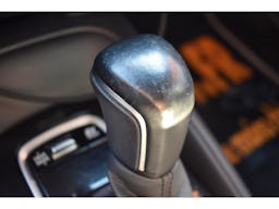 Toyota Corolla  Hybride 180h CVT Dynamic Business occasion - Photo 32
