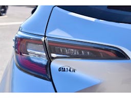 Toyota Corolla  Hybride 180h CVT Dynamic Business occasion - Photo 40