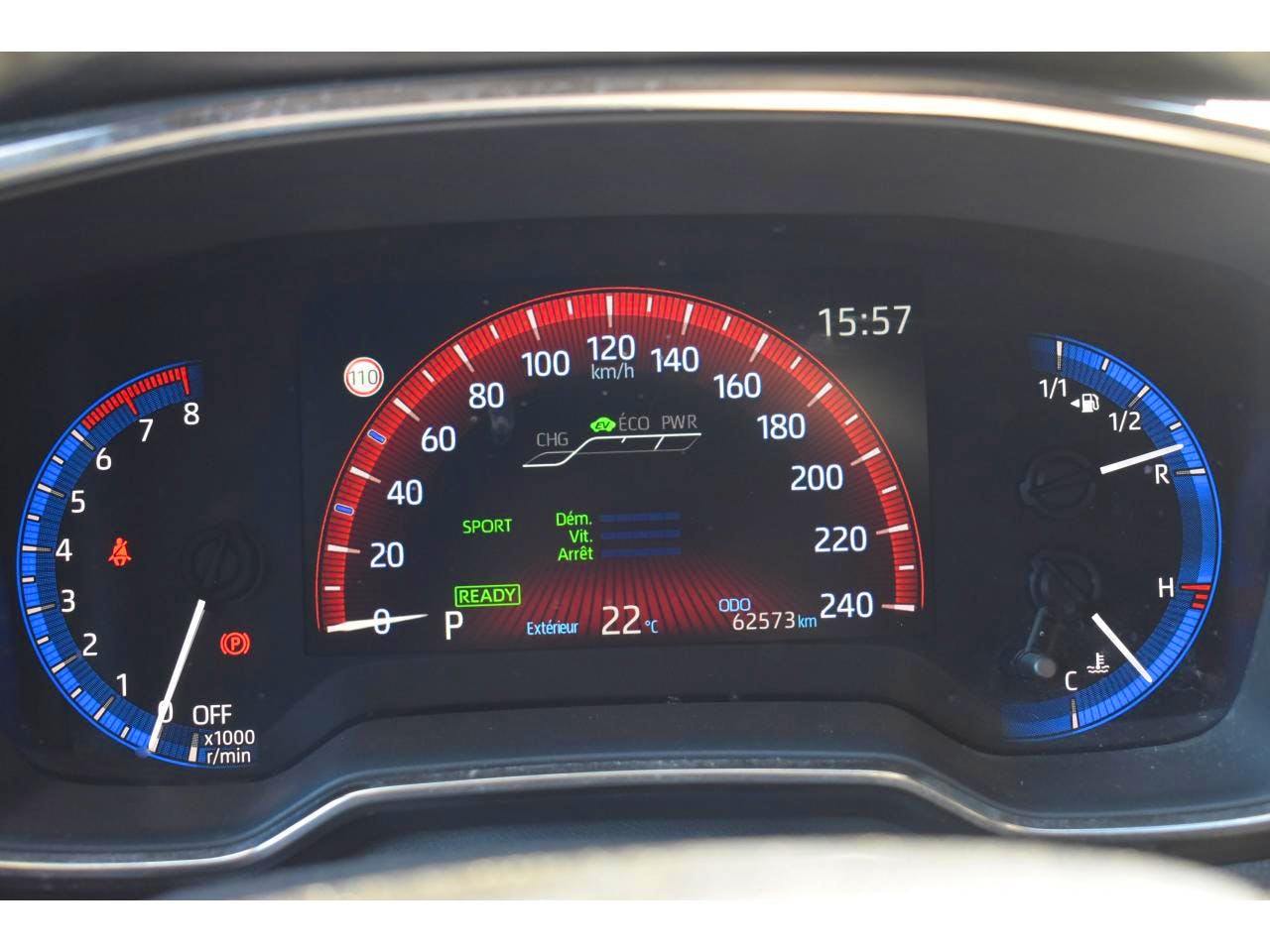 Toyota Corolla  Hybride 180h CVT Dynamic Business occasion - Photo 8