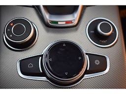 Alfa Romeo Stelvio 2.2 160 ch AT8 Sprint occasion - Photo 31