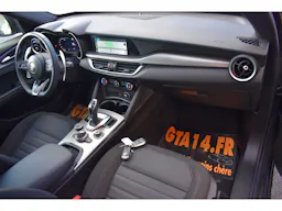 Alfa Romeo Stelvio 2.2 160 ch AT8 Sprint TOIT PANORAMIQUE occasion - Photo 3