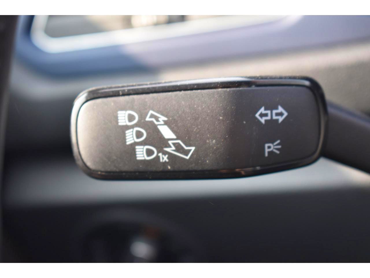 Volkswagen T-Roc  1.0 TSI 110 Start/Stop BVM6 Lounge occasion - Photo 24