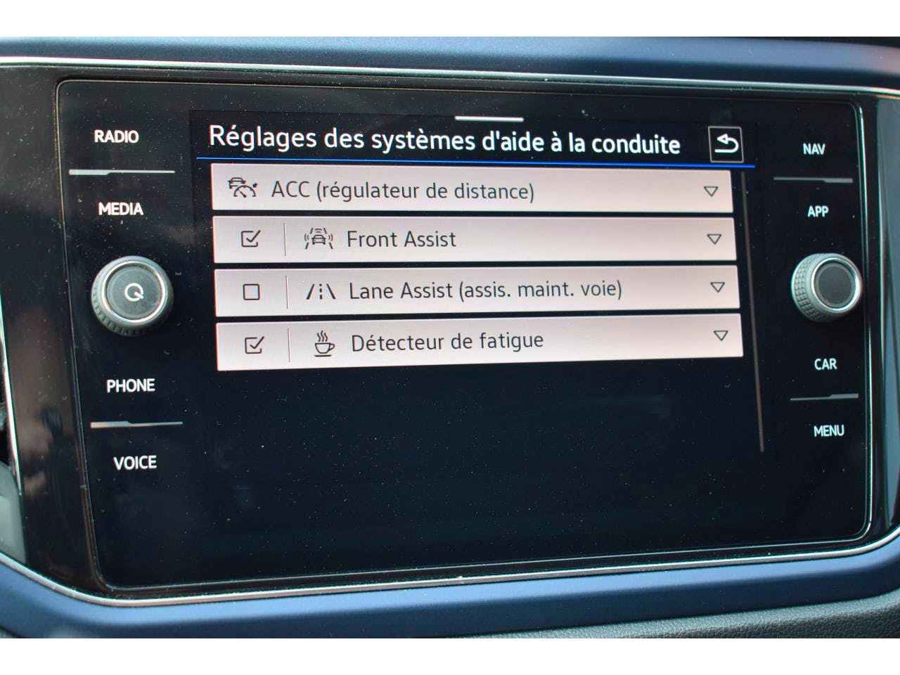 Volkswagen T-Roc  1.0 TSI 110 Start/Stop BVM6 Lounge occasion - Photo 26