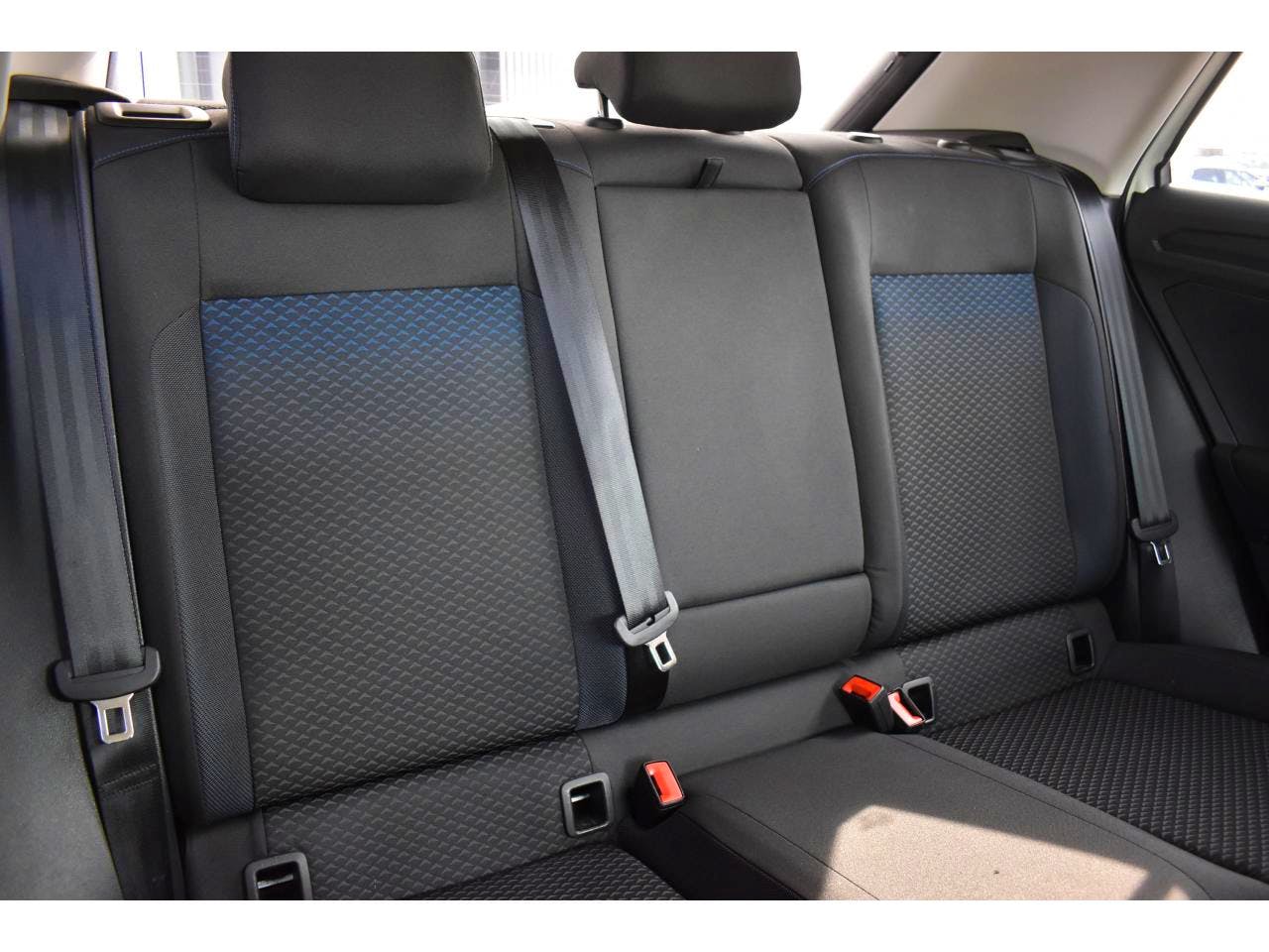 Volkswagen T-Roc  1.0 TSI 110 Start/Stop BVM6 Lounge occasion - Photo 5