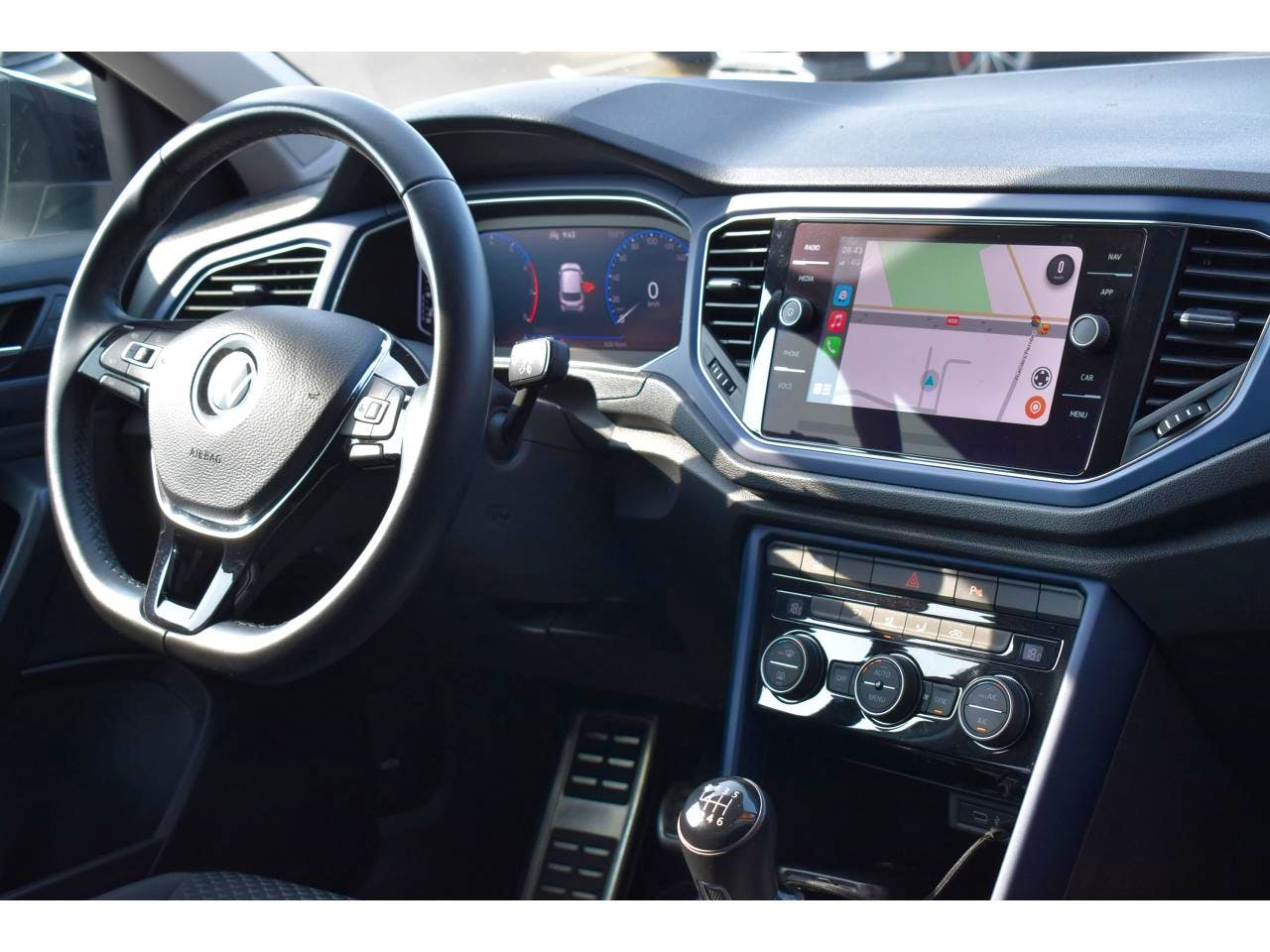 Volkswagen T-Roc  1.0 TSI 110 Start/Stop BVM6 Lounge occasion - Photo 6
