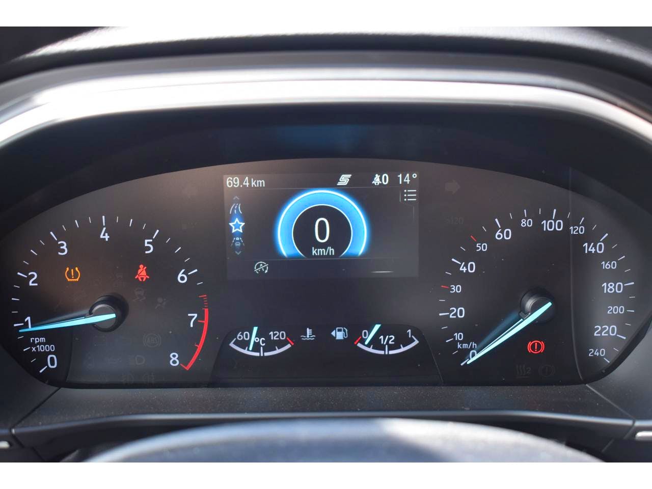 Ford Focus  1.0 EcoBoost 100 S&S Trend Business occasion - Photo 8