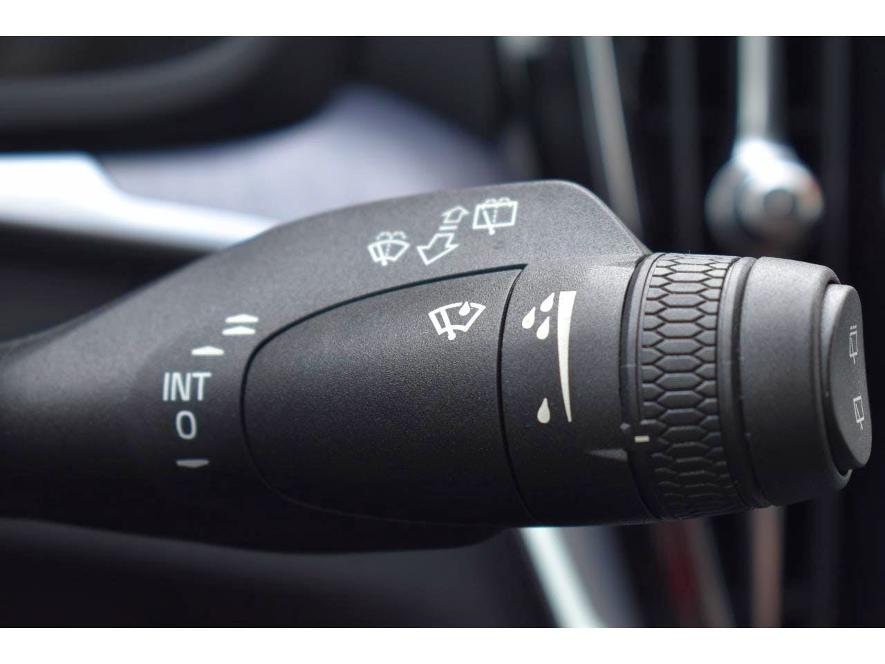 Volvo V60 BUSINESS  T6 AWD Recharge 253 ch + 87 ch Geartronic 8 Inscription Business occasion - Photo 10
