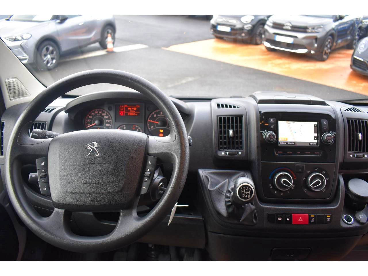 Peugeot Boxer  435 L4H2 BLUEHDI 140 S&S ASPHALT occasion - Photo 7