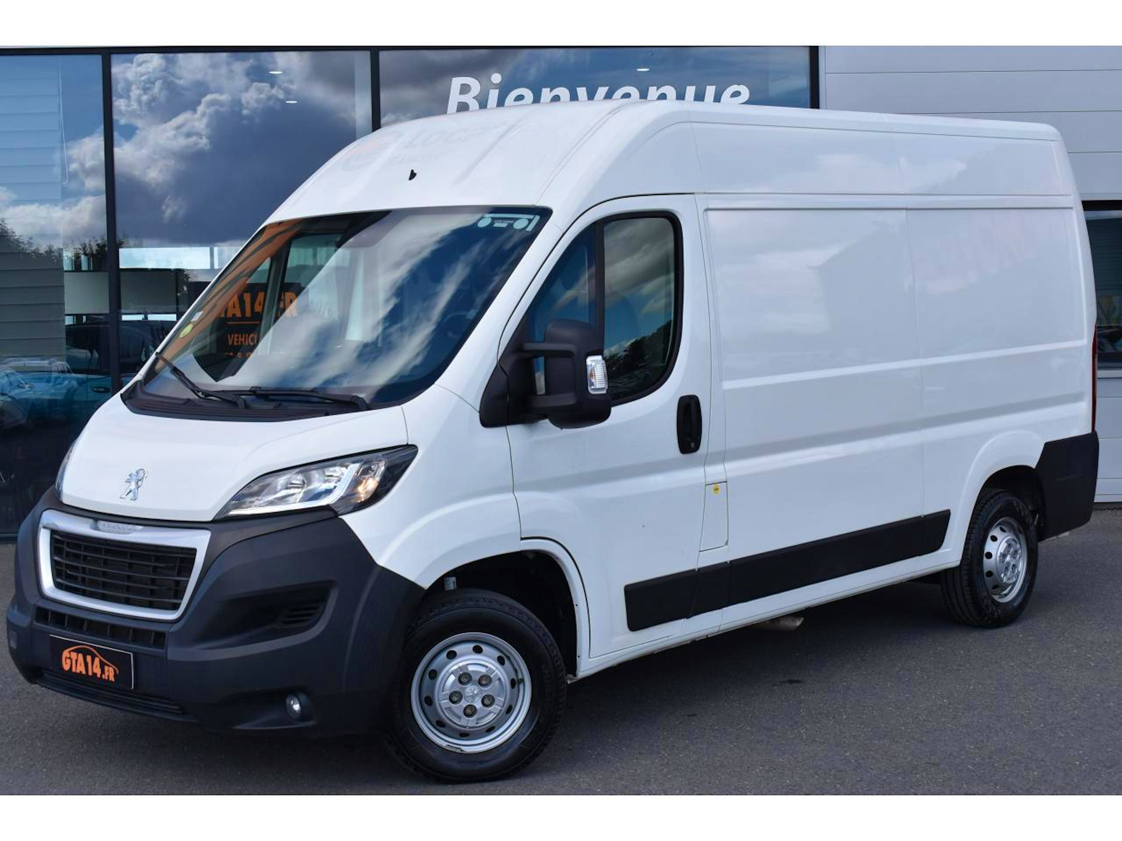 Peugeot Boxer 333 L2H2 BLUEHDI 140 S&S ASPHALT occasion
