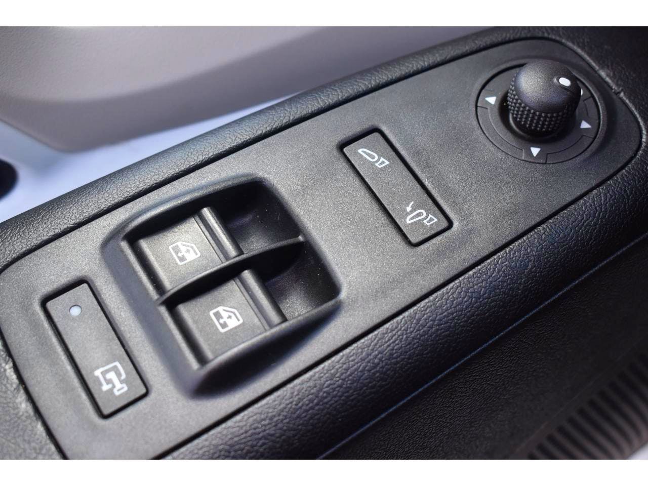 Peugeot Boxer  333 L2H2 BLUEHDI 140 S&S ASPHALT occasion - Photo 10