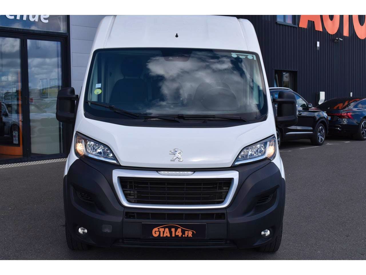Peugeot Boxer  333 L2H2 BLUEHDI 140 S&S ASPHALT occasion - Photo 18