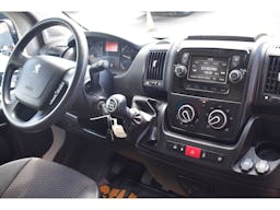 Peugeot Boxer 333 L2H2 BLUEHDI 140 S&S ASPHALT occasion - Photo 6