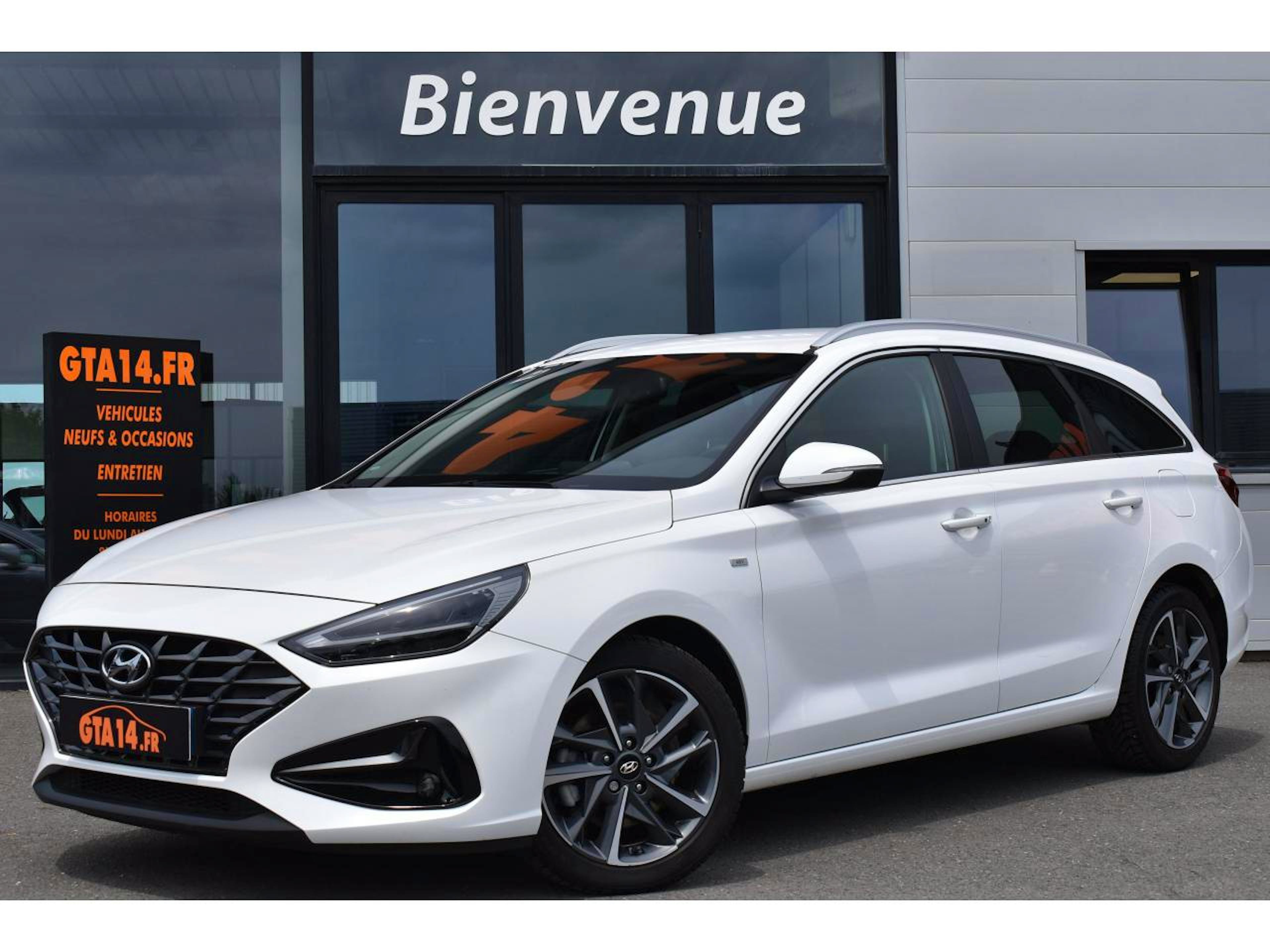 Hyundai i30 SW 1.0 T-GDi 120 iBVM6 Hybrid 48V Creative occasion