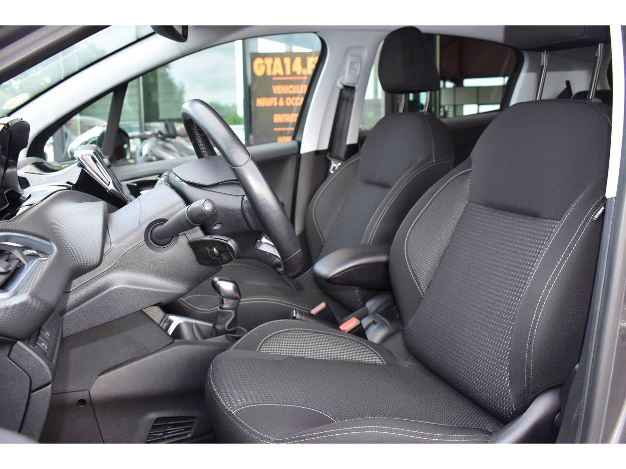 Peugeot 208  1.5 BlueHDi S&S - 100  BERLINE Allure Business PHASE 2 occasion - Photo 13
