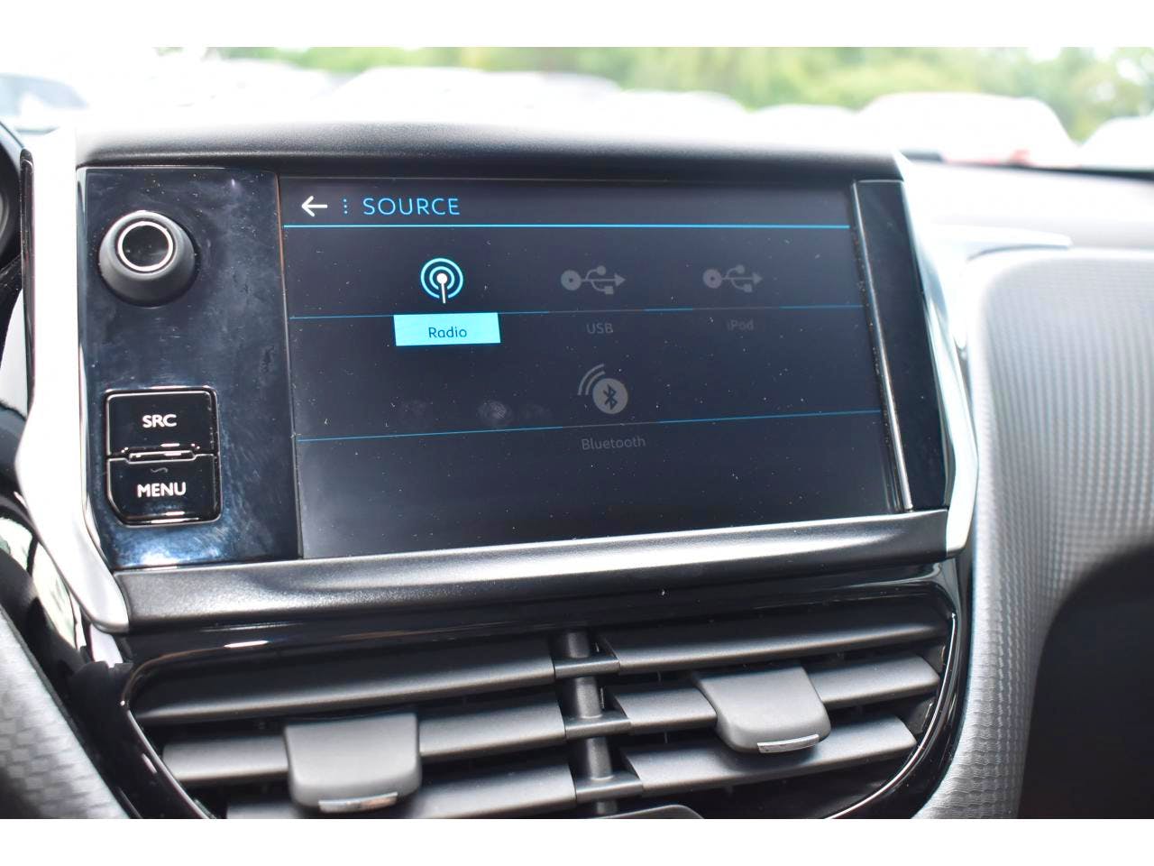 Peugeot 208  1.5 BlueHDi S&S - 100  BERLINE Allure Business PHASE 2 occasion - Photo 33