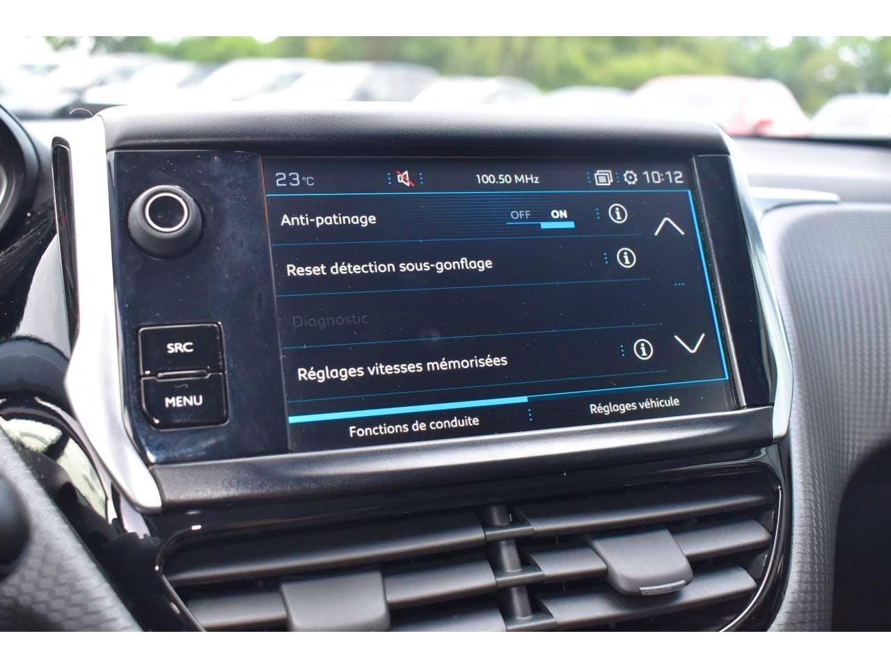 Peugeot 208  1.5 BlueHDi S&S - 100  BERLINE Allure Business PHASE 2 occasion - Photo 35