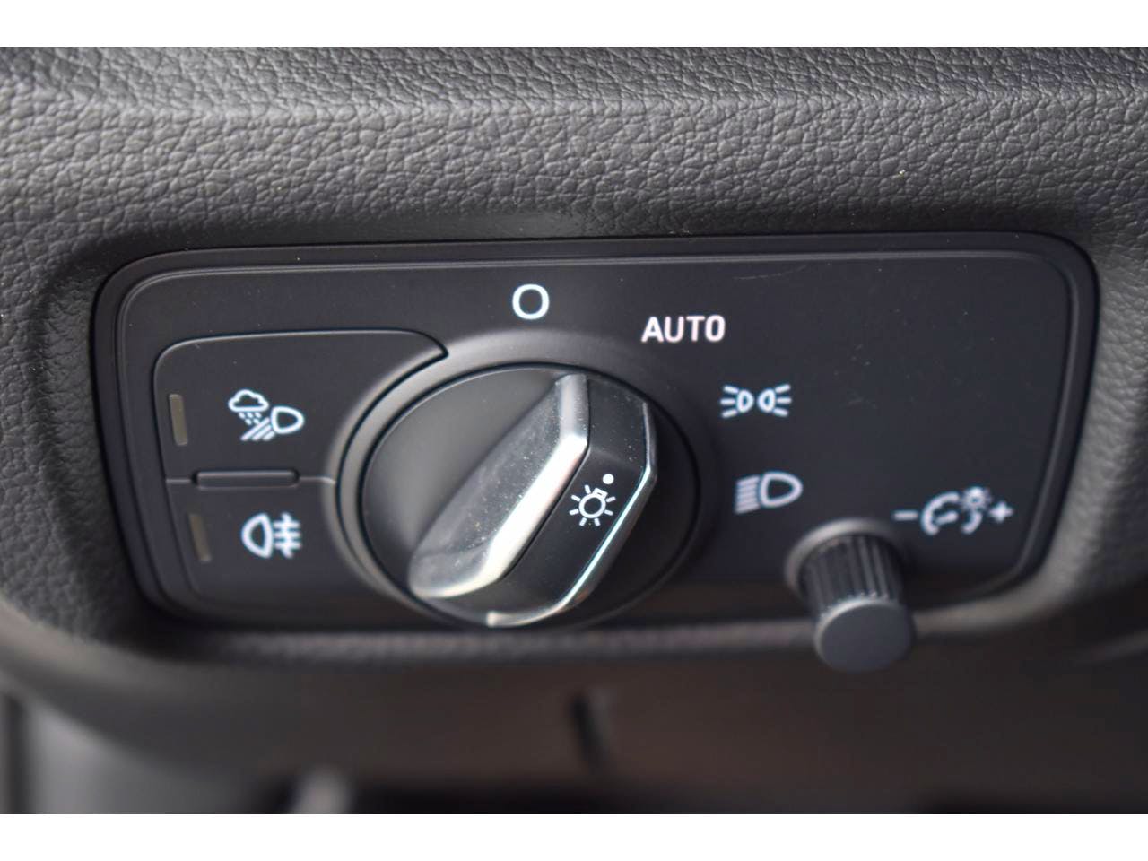 Audi A3  35 TFSI 150 Business line occasion - Photo 21