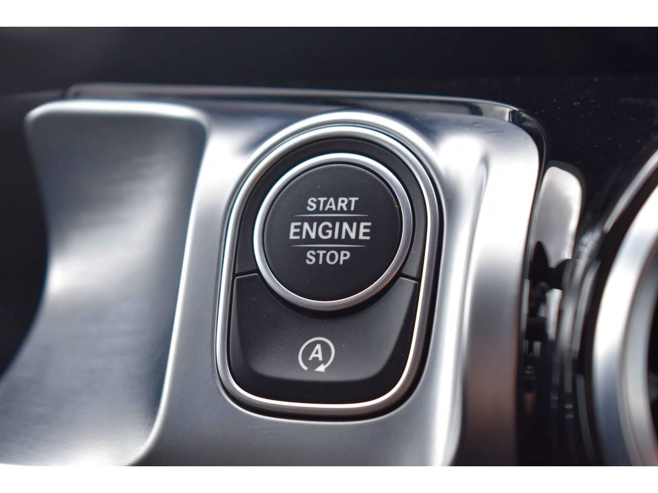 Mercedes Benz Classe GLB  200 d 8G-DCT Progressive Line occasion - Photo 28